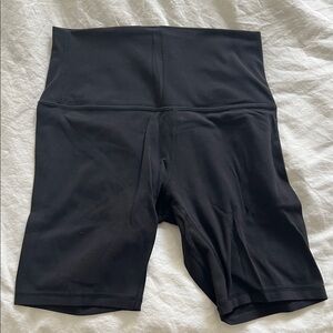 🖤 Lululemon bike shorts for women 🖤